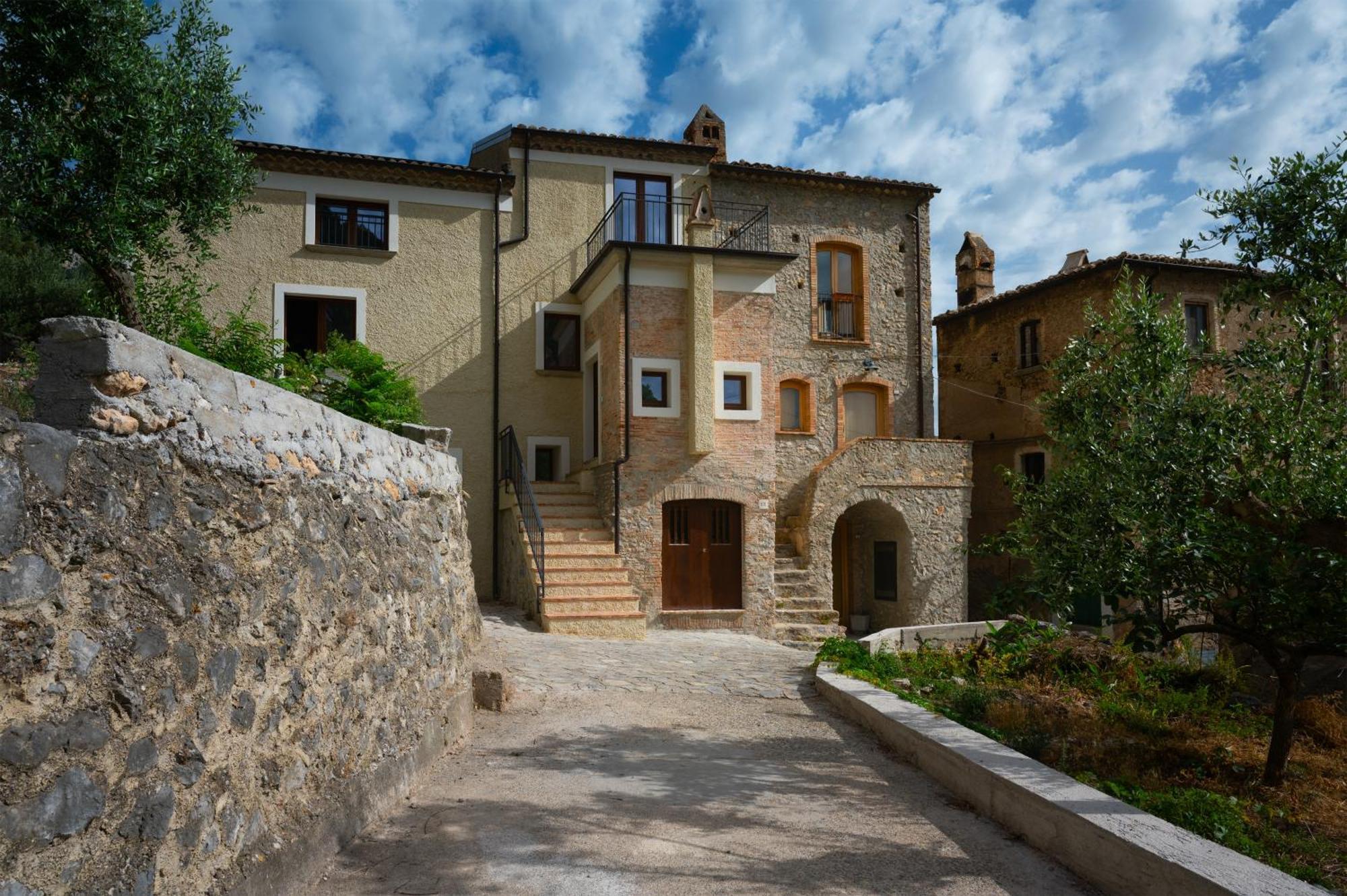 Il Belvedere Civita Bagian luar foto