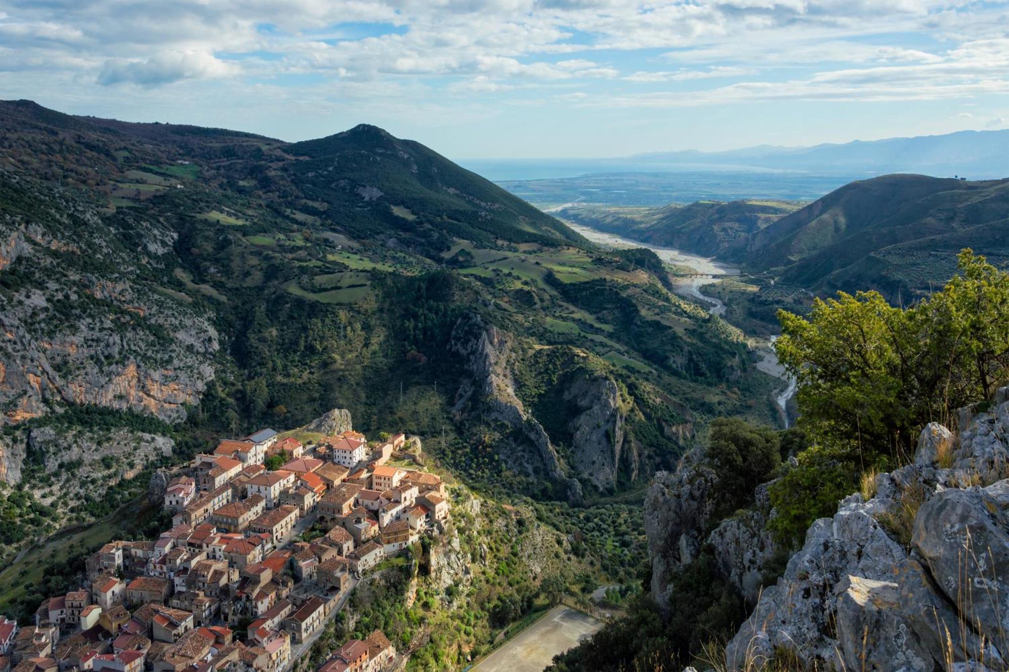 Il Belvedere Civita Bagian luar foto