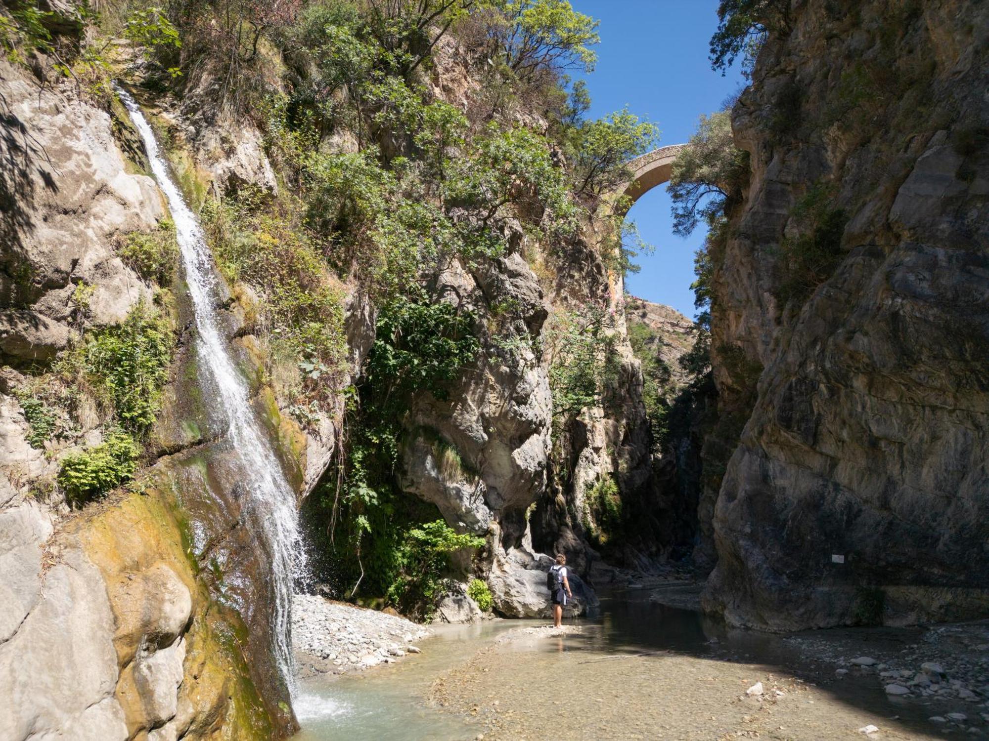 Il Belvedere Civita Bagian luar foto